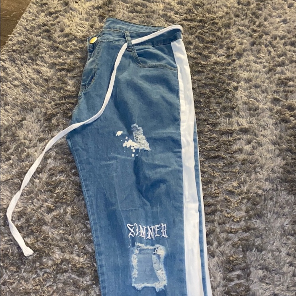 light wash jeans